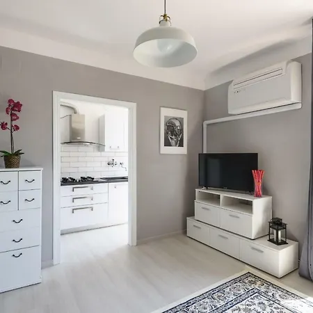 Cappuccini Studio With Parking Апартаменты Сиена