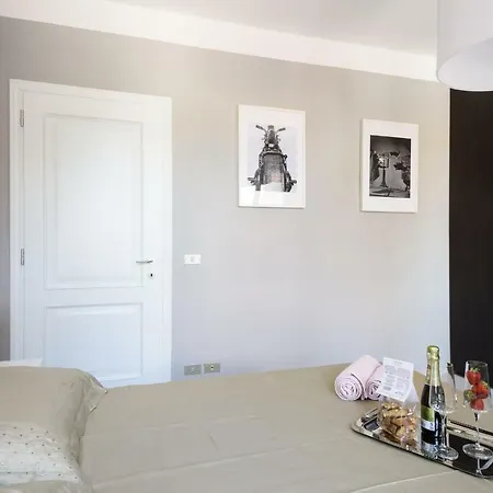 Apartment Cappuccini Studio With Parking Siena